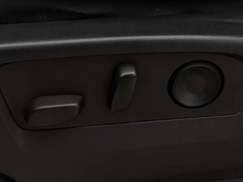 Used 2022 Chevrolet Silverado 1500 RST w/ Texas Edition Plus RWD image 6