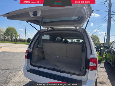 Used 2012 Lincoln Navigator 4WD image 7