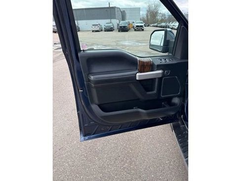 Used 2019 Ford F150 Lariat w/ Equipment Group 502A Luxury image 13