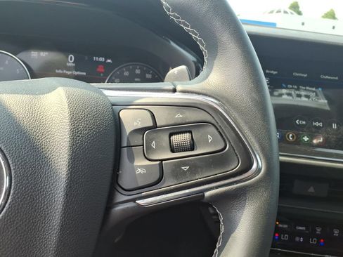 Used 2023 Buick Envision Essence AWD/4WD image 15