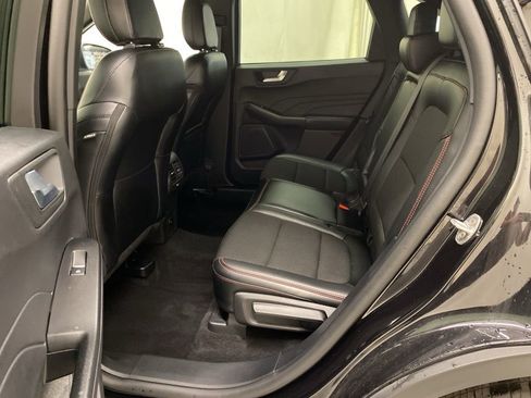 Used 2025 Ford Escape ST-Line AWD/4WD image 16
