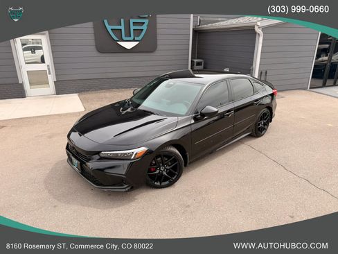 Used 2023 Honda Civic Sport image 2