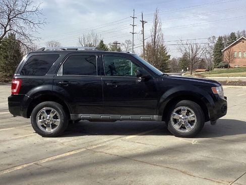 Used 2011 Ford Escape Limited w/ 302A Rapid Spec Order Code FWD image 7