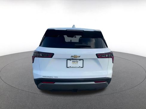 Used 2025 Chevrolet Equinox LT image 12