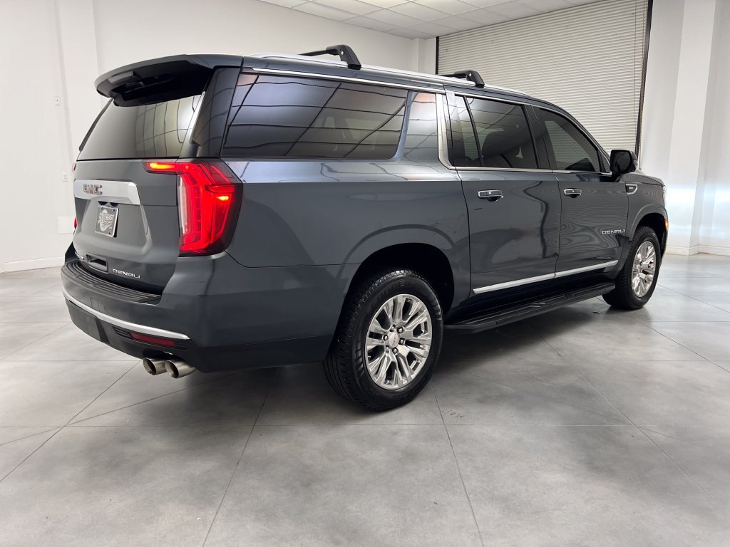 Used 2021 GMC Yukon XL Denali AWD/4WD image 9