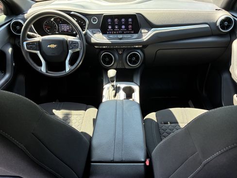 Used 2022 Chevrolet Blazer LT FWD image 18