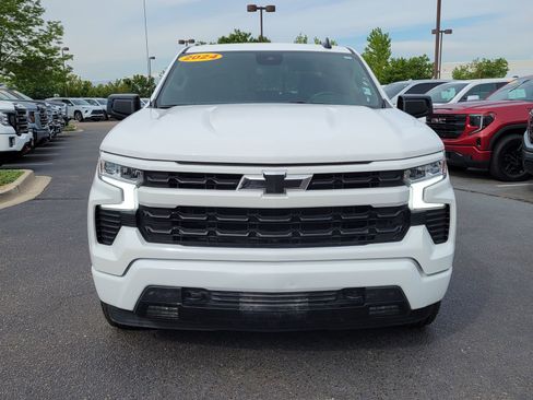 Used 2024 Chevrolet Silverado 1500 RST AWD/4WD image 5