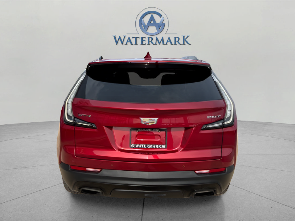 Used 2019 Cadillac XT4 Sport w/ Driver Awareness Package FWD image 4