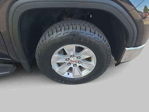 Used 2020 GMC Sierra 1500 SLE image 33