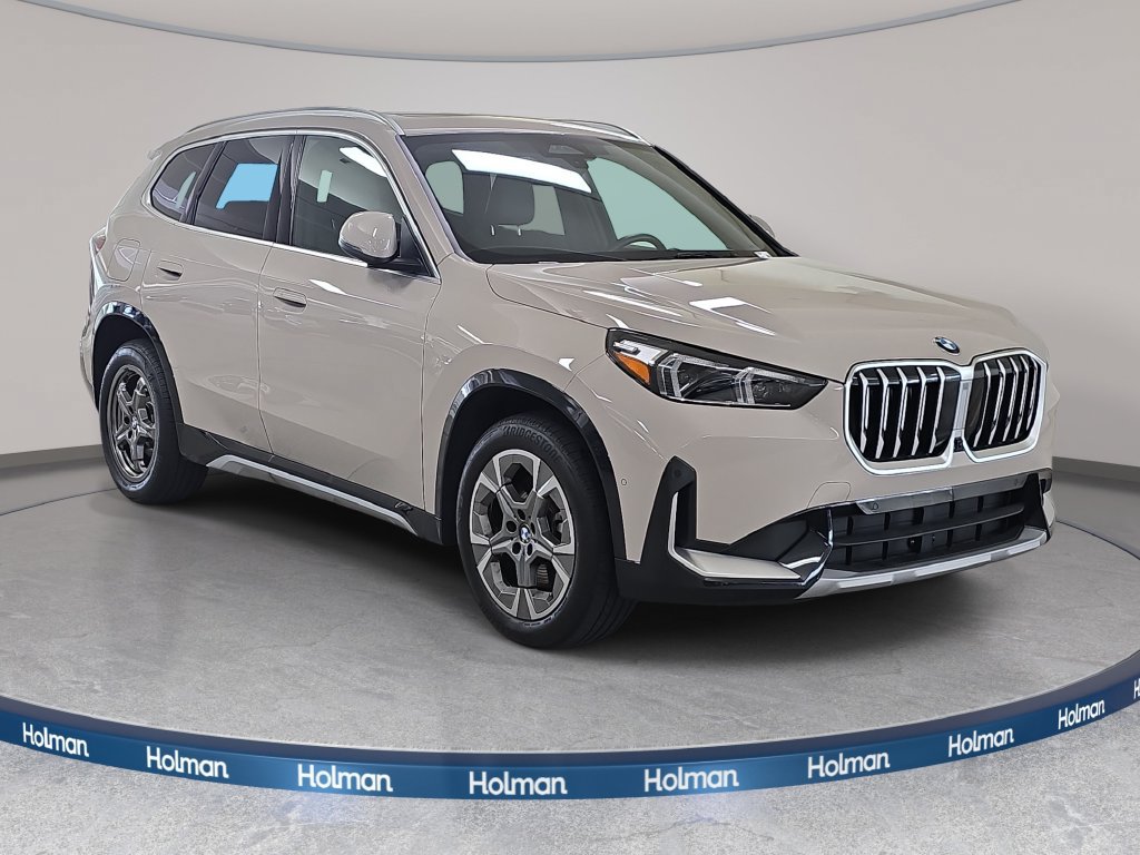 Used 2026 BMW X1 xDrive28i w/ Technology Package AWD/4WD image 4