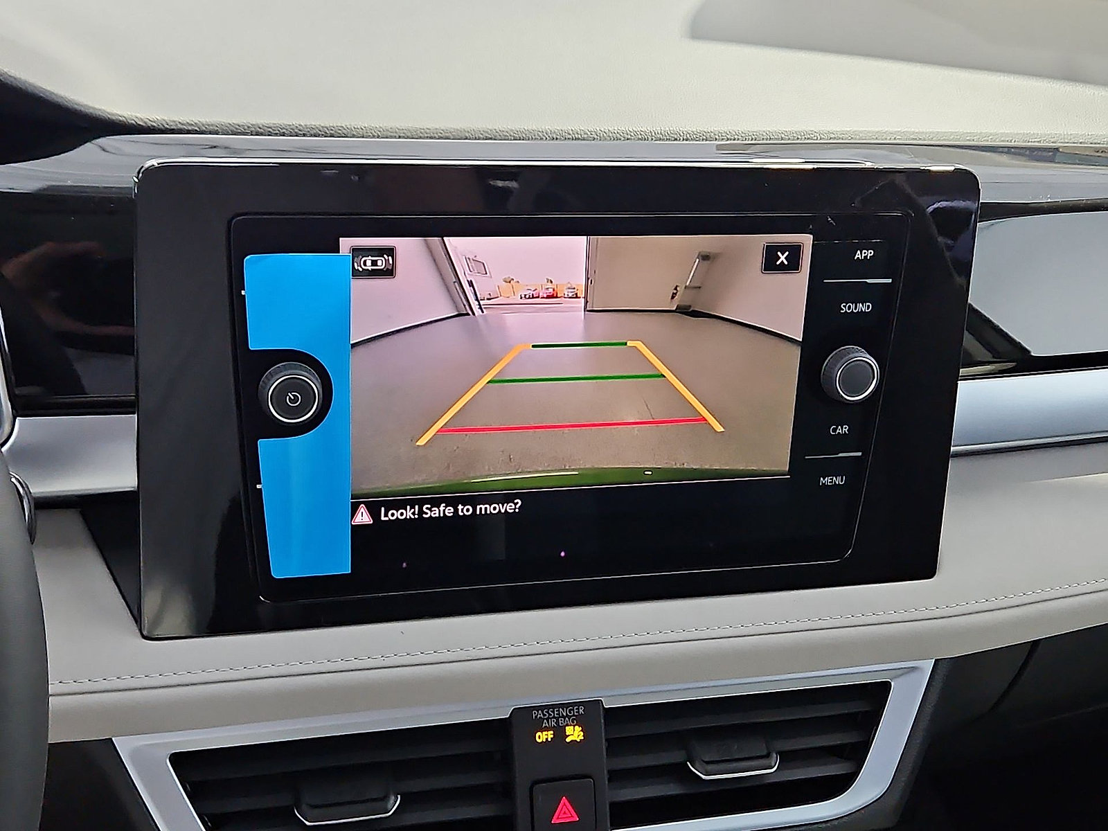 New 2027 Volkswagen Taos SE FWD image 18