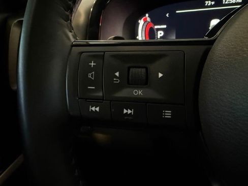 Used 2023 Nissan Pathfinder Platinum w/ Lighting Package (N93) image 39