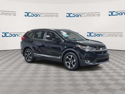 Used 2017 Honda CR-V Touring image 2