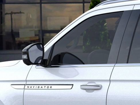 New 2026 Lincoln Navigator L Premier image 60