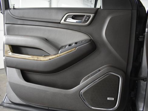 Used 2016 GMC Yukon XL Denali image 31