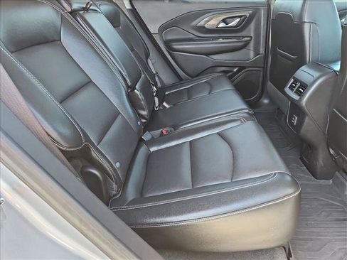 Certified 2024 GMC Terrain SLT w/ Infotainment Package II AWD/4WD image 18