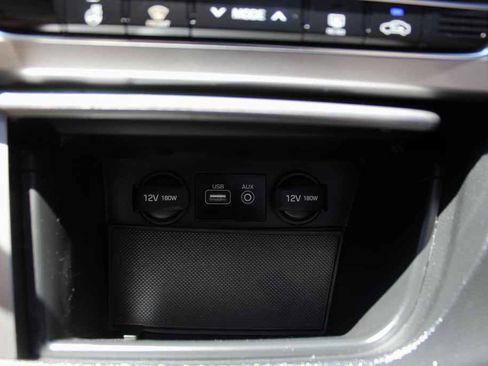 Used 2016 Hyundai Sonata Limited w/ Option Group 04 FWD image 25