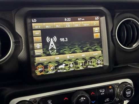 Used 2023 Jeep Wrangler Unlimited Rubicon 4xe AWD/4WD image 19