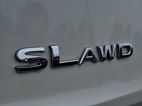 Certified 2023 Nissan Rogue SL AWD/4WD image 32