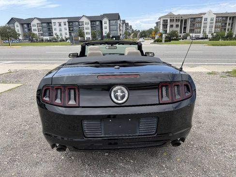 Used 2014 Ford Mustang Premium RWD image 5