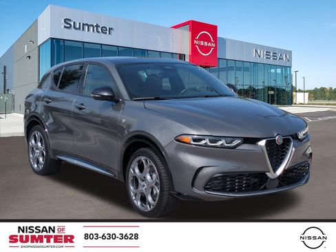 Used 2024 Alfa Romeo Tonale Ti AWD/4WD image 1