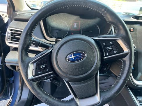 Used 2020 Subaru Outback Limited AWD/4WD image 8