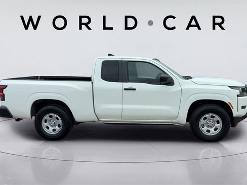 Used 2024 Nissan Frontier S w/ S Utility Package image 8