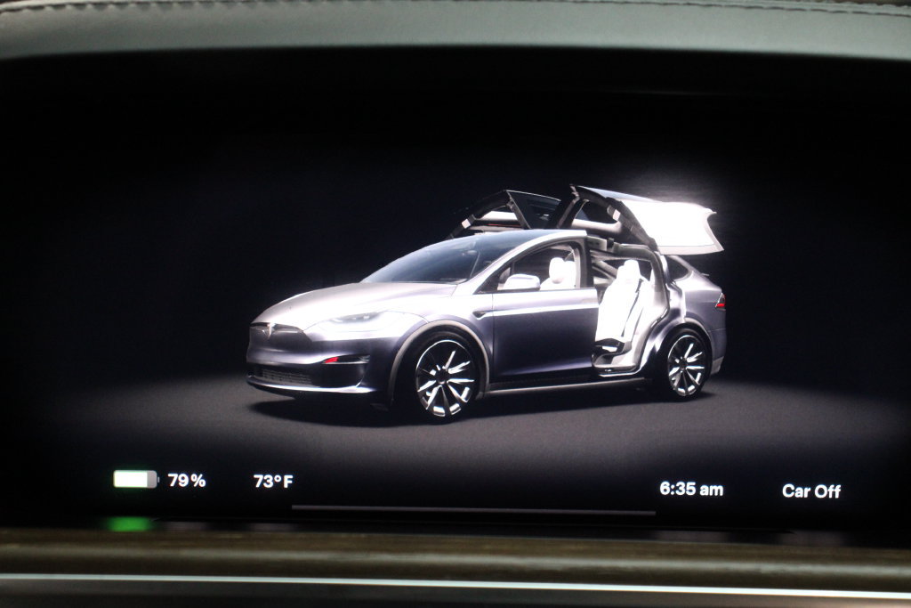 Used 2023 Tesla Model X AWD/4WD image 19