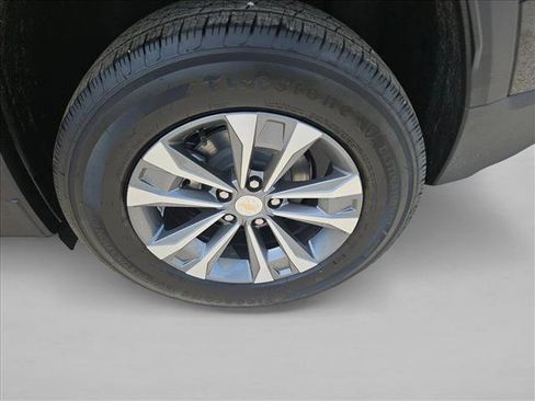 New 2026 Chevrolet Equinox LT w/ Safety and Technology Package FWD image 10