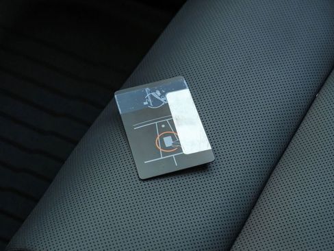 Used 2023 Tesla Model X Plaid image 95