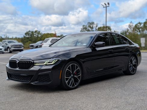 Used 2022 BMW 530i 530i w/ M Sport Package image 6