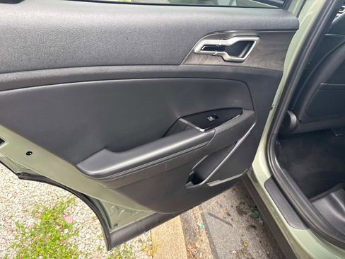 Used 2023 Kia Sportage X-Line image 16