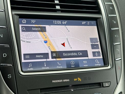 Used 2020 Lincoln Nautilus Reserve w/ Equipment Group 201A image 21