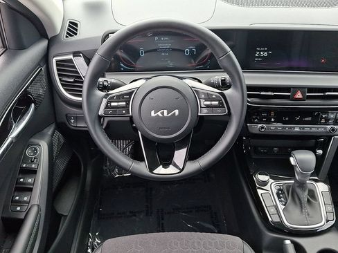 Certified 2026 Kia Seltos S FWD image 12