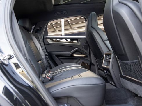 Certified 2025 Porsche Cayenne GTS image 52