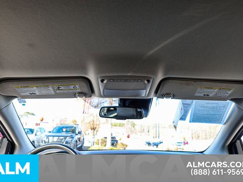 Used 2023 Nissan Murano SV image 49