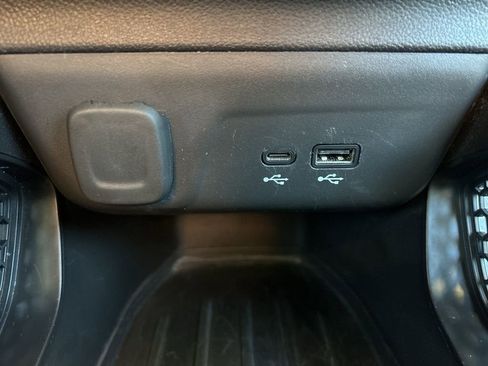 Used 2025 Chevrolet TrailBlazer LT image 24