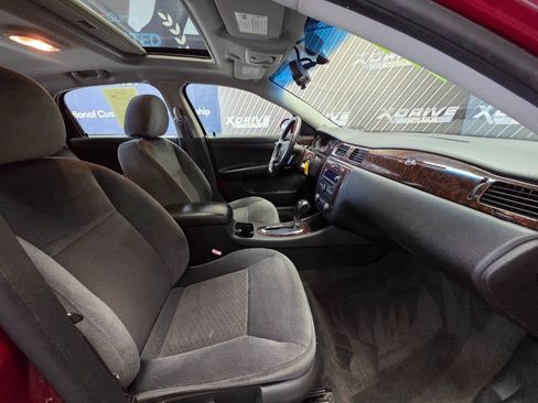 Used 2014 Chevrolet Impala LT w/ LT Sunroof Package FWD image 25