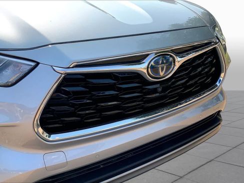 Used 2020 Toyota Highlander Platinum AWD/4WD image 78