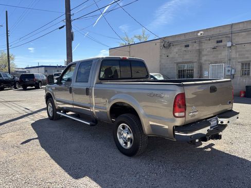 Used 2005 Ford F250 Lariat image 5