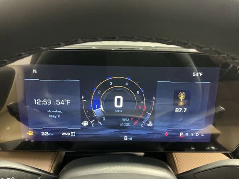 New 2026 Chevrolet Equinox ACTIV w/ Convenience Package III AWD/4WD image 18