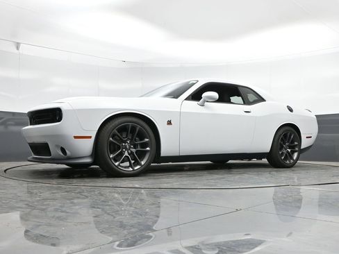 Used 2021 Dodge Challenger R/T Scat Pack RWD image 45