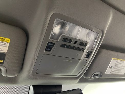 Certified 2017 Toyota Highlander XLE w/ Carpet Mat Package image 26