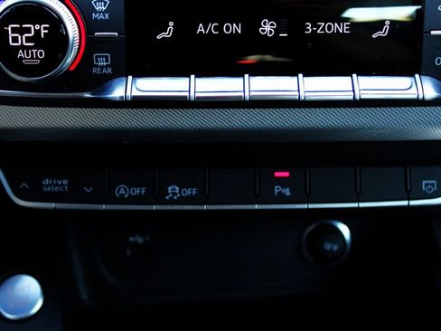 Used 2025 Audi A5 2.0T Premium Plus image 19