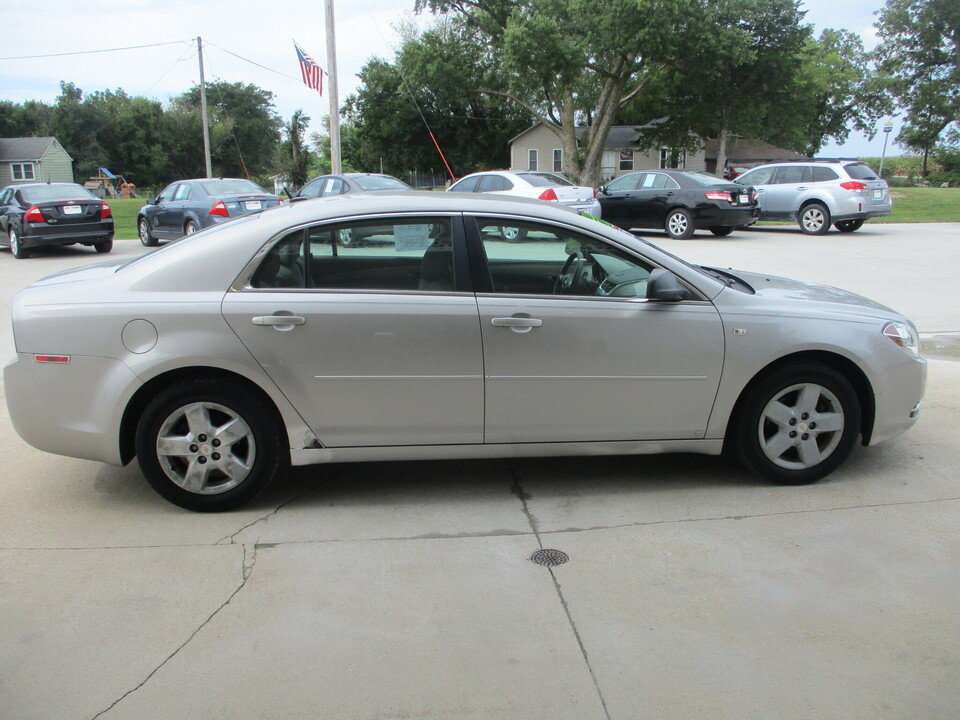 Used 2008 Chevrolet Malibu LS FWD image 16