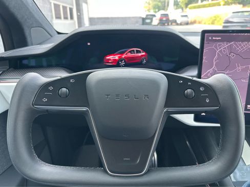 Used 2026 Tesla Model X Plaid AWD/4WD image 12