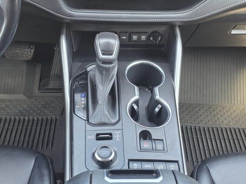 Used 2021 Toyota Highlander XSE image 17