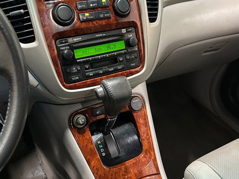 Used 2006 Toyota Highlander Hybrid image 14