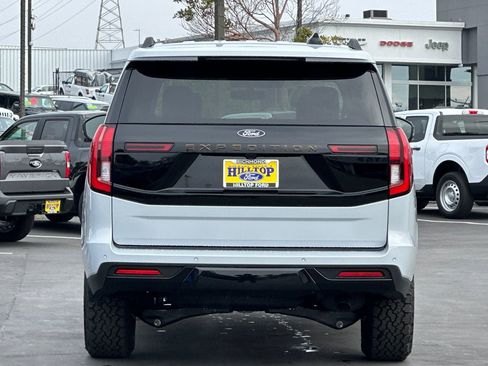 New 2025 Ford Expedition Tremor image 5