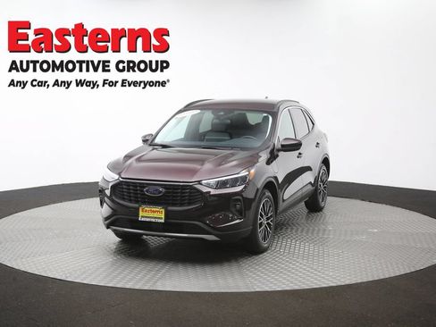 Used 2023 Ford Escape SE FWD image 55